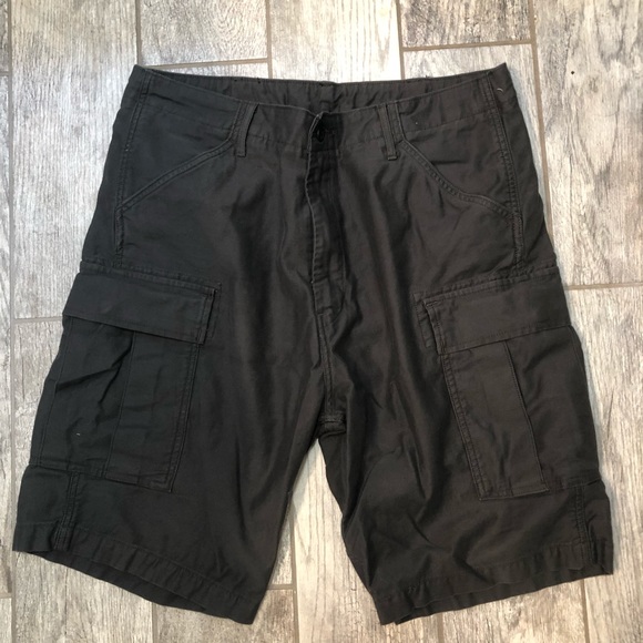 levis cargo shorts mens